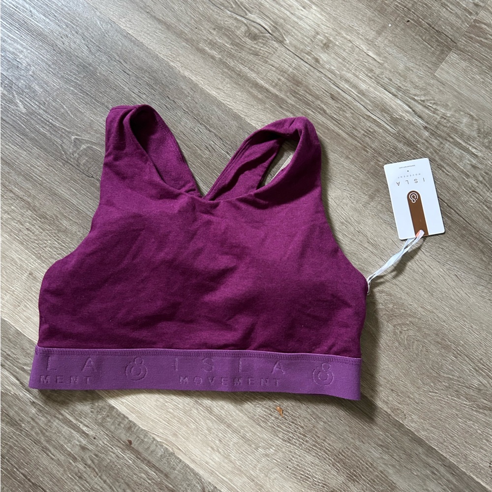 NWT Isla Movement sports bra